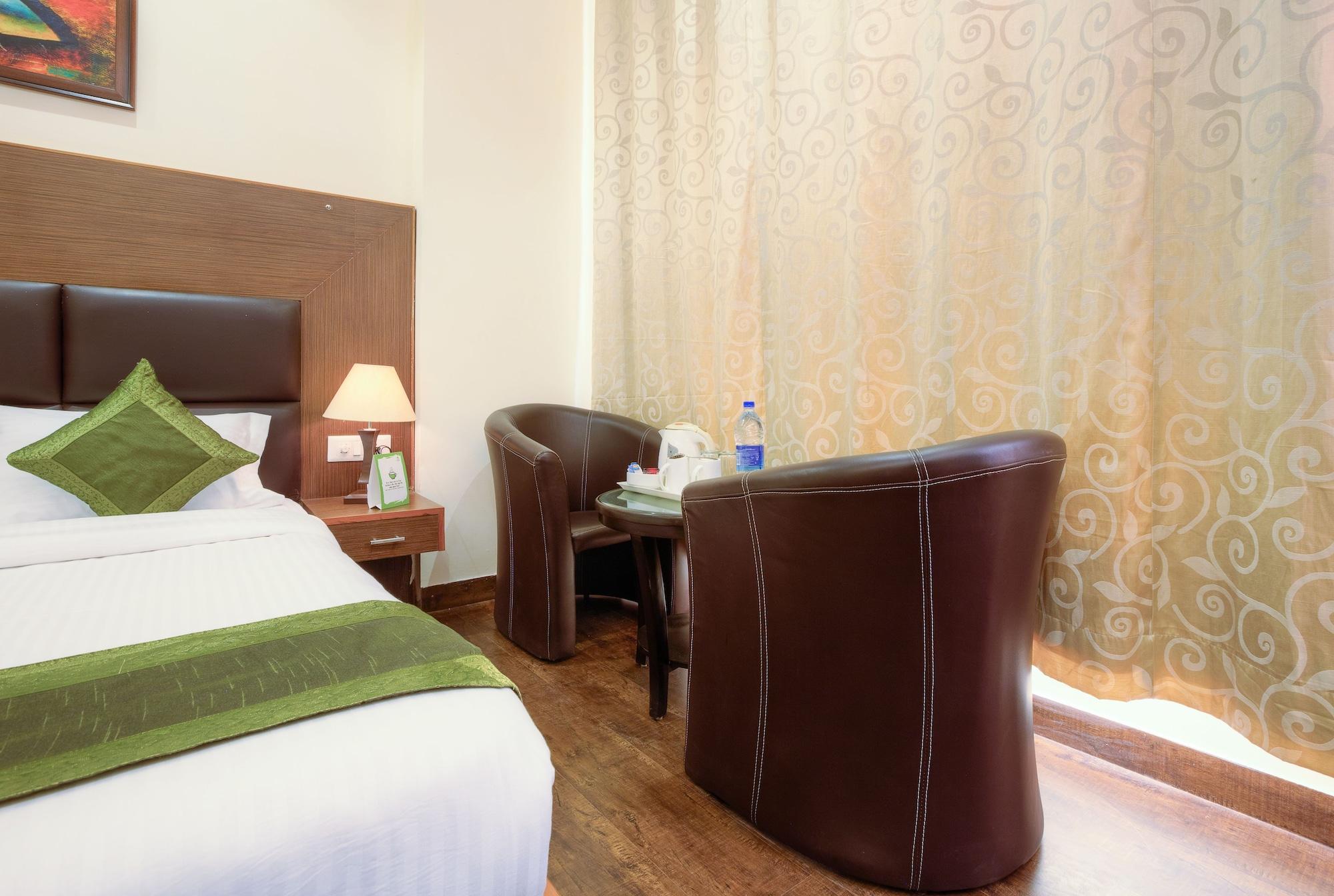 Treebo White Castle, Gurgaon Hotel Bagian luar foto