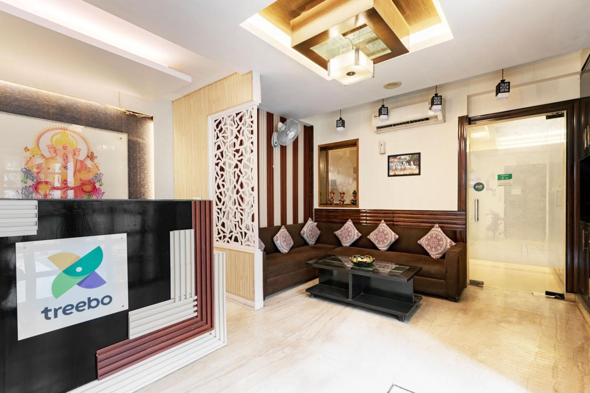 Treebo White Castle, Gurgaon Hotel Bagian luar foto